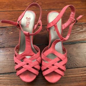 Size 10 Salmon Wedges